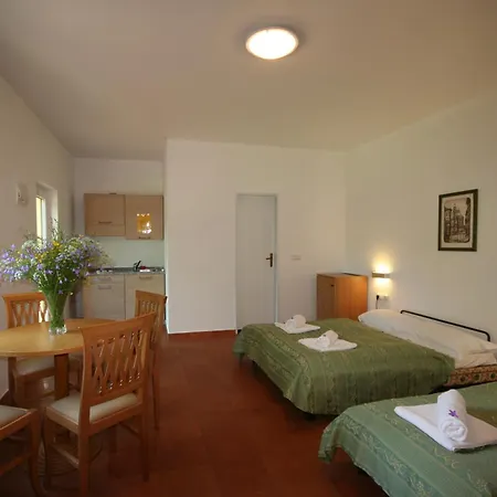 Nova Zivohost Feriepark *